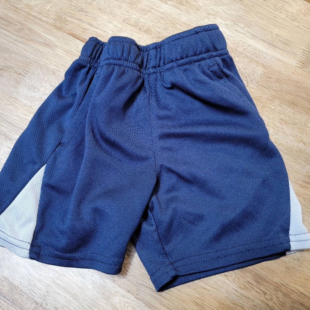 Boys 2t shorts